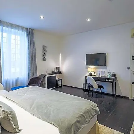 Chateau De Maraval Hotel 4*