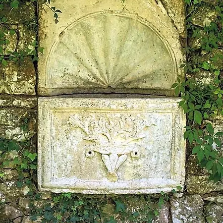 Chateau De Maraval Otel Saint-Cybranet