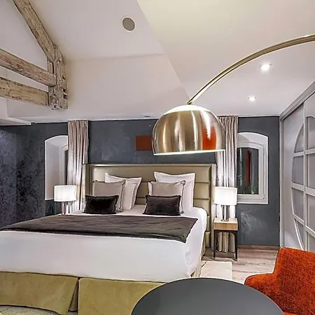 Otel Chateau De Maraval 4*